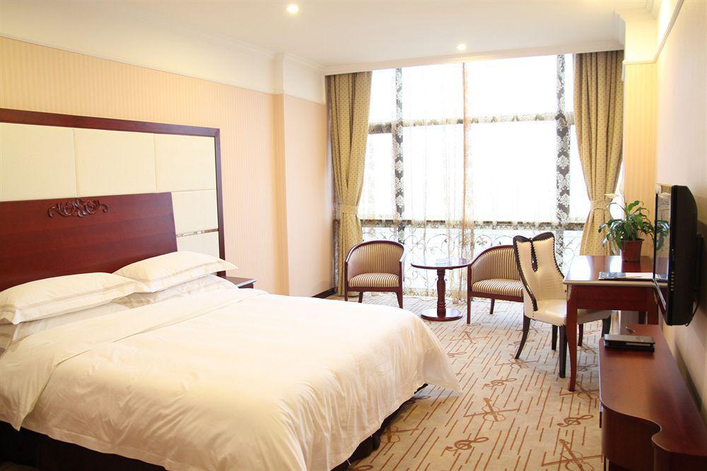 Vienna Hotel Shanghai South Railway Station And Everbright ภายนอก รูปภาพ